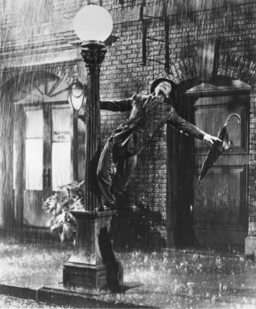 2009_0416_variety_singing_in_the_rain_kelly.jpg